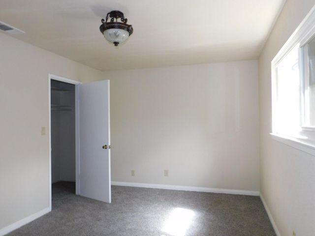 9322-9318 Mosquito Rd, Placerville, CA 95667