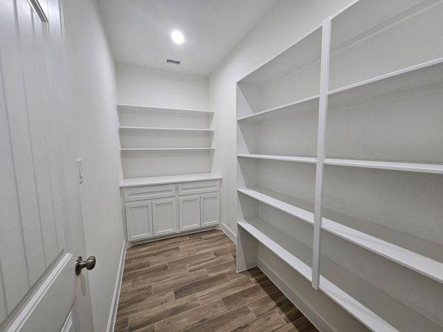 183 Windmill Road, New Waverly, TX 77358