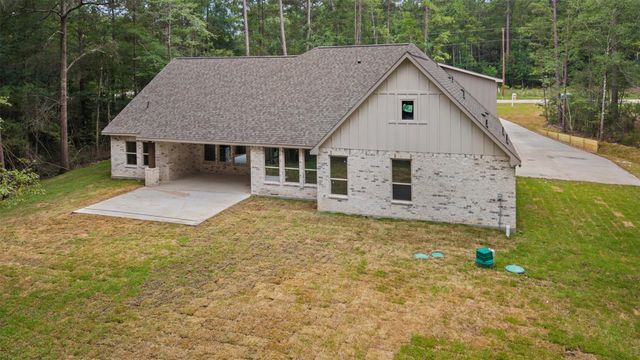 183 Windmill Road, New Waverly, TX 77358