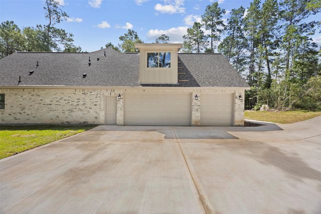 183 Windmill Road, New Waverly, TX 77358