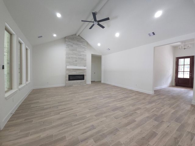 183 Windmill Road, New Waverly, TX 77358