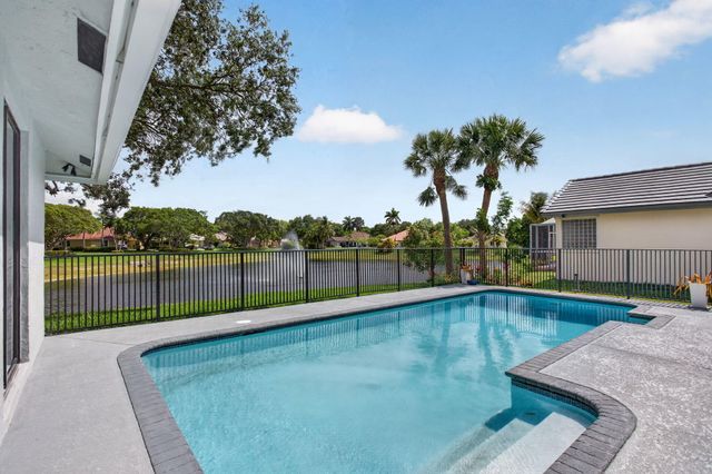 8521 NW 43rd Court, Coral Springs, FL 33065