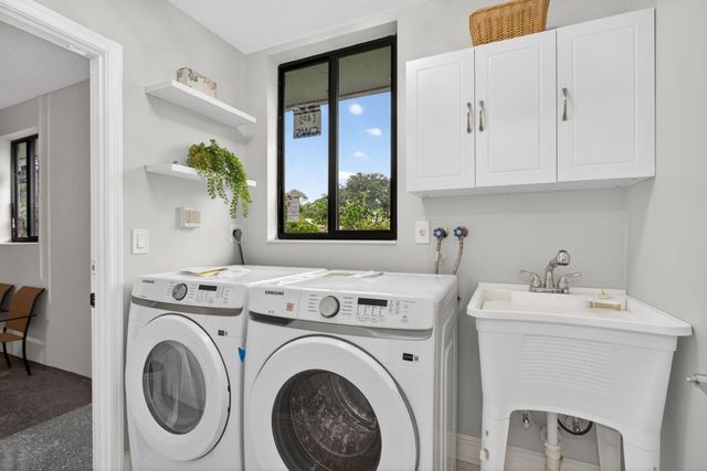 8521 NW 43rd Court, Coral Springs, FL 33065