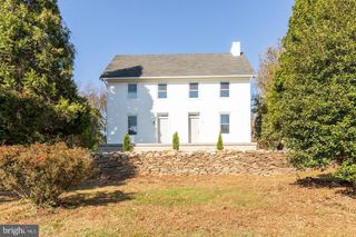 211 GALE LN, Kennett Square, PA 19348