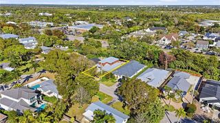 1070 13th ST N, Naples, FL 34102