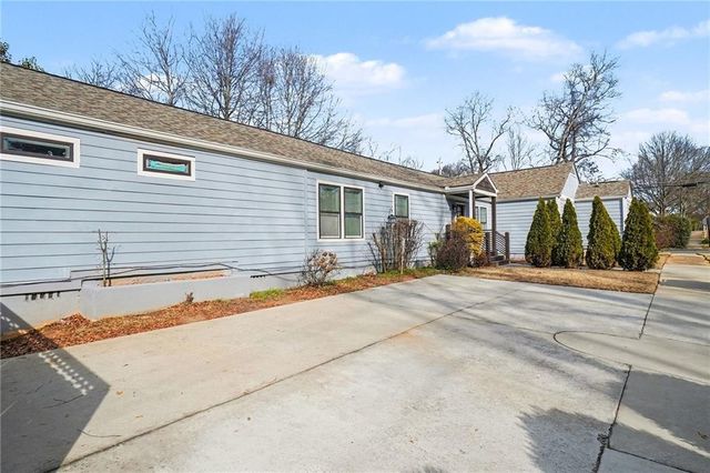 1690 Ware Avenue, East Point, GA 30344