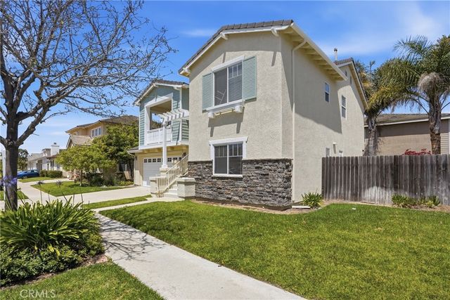 915 Sloan Terrace, Santa Maria, CA 93455
