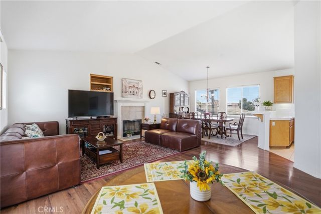 915 Sloan Terrace, Santa Maria, CA 93455