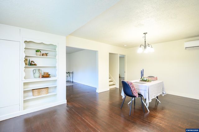 119 NE Kingwood Dr, Mcminnville, OR 97128