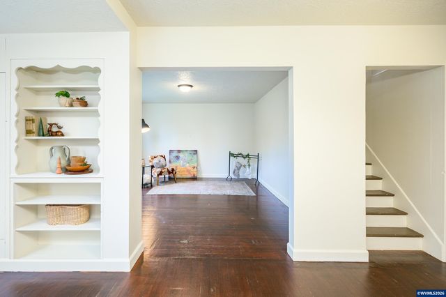 119 NE Kingwood Dr, Mcminnville, OR 97128