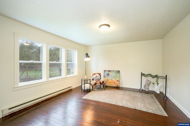 119 NE Kingwood Dr, Mcminnville, OR 97128