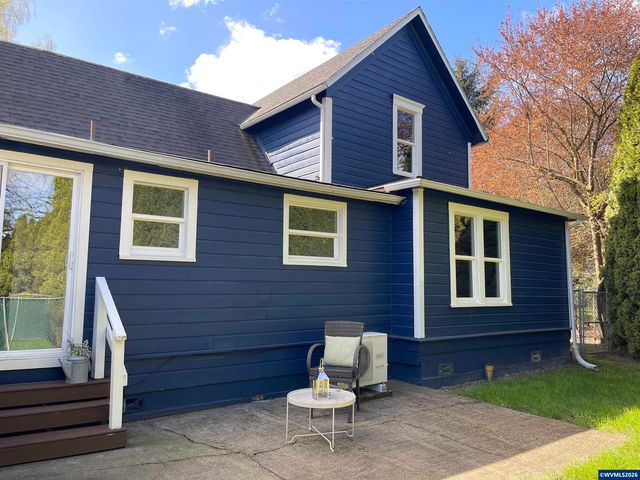 119 NE Kingwood Dr, Mcminnville, OR 97128