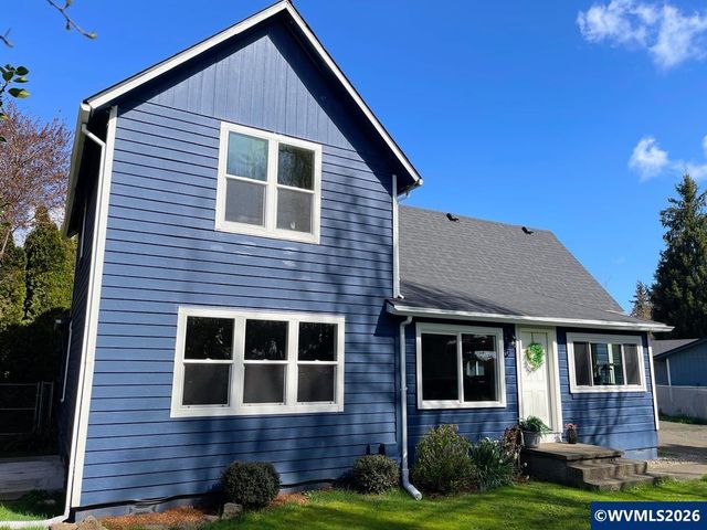 119 NE Kingwood Dr, Mcminnville, OR 97128