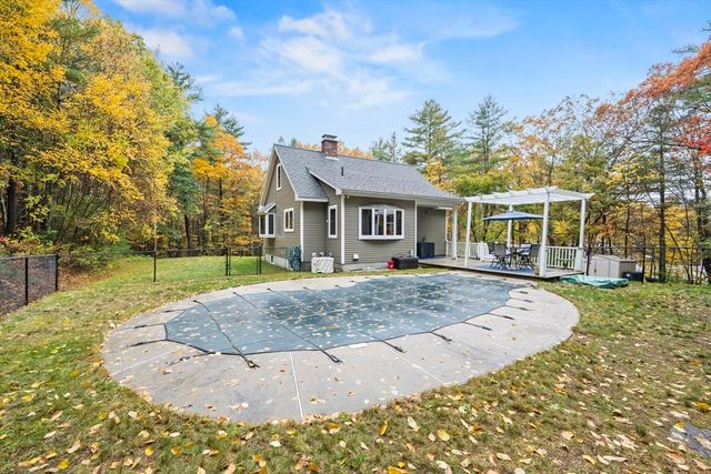 717 Tipton Rock Road, Southbridge, MA 01550