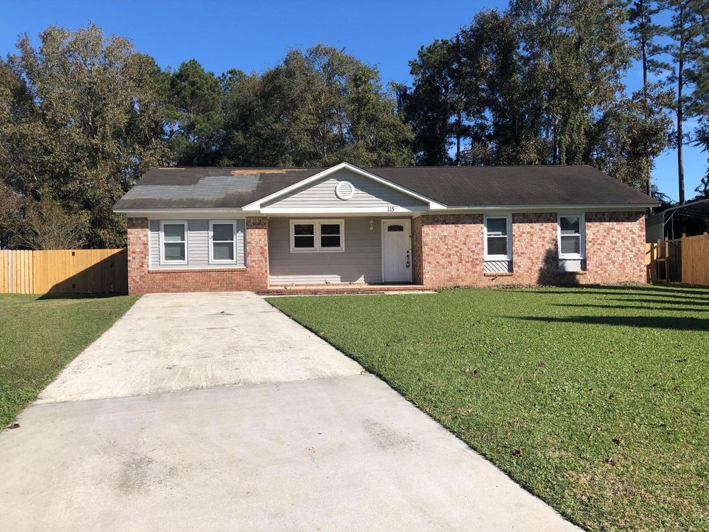 115 Aylesbury Road, Goose Creek, SC 29445