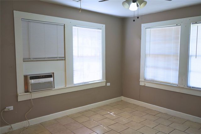 1121 Ashleman Street, Waco, TX 76705