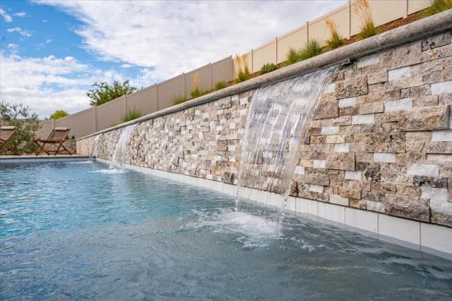 3875 Thomason Trail, Redding, CA 96002