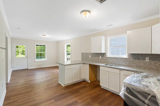 128 Owens Street, Spartanburg, SC 29306
