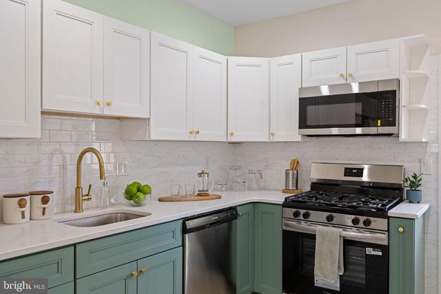 1937 S LAMBERT ST, Philadelphia, PA 19145