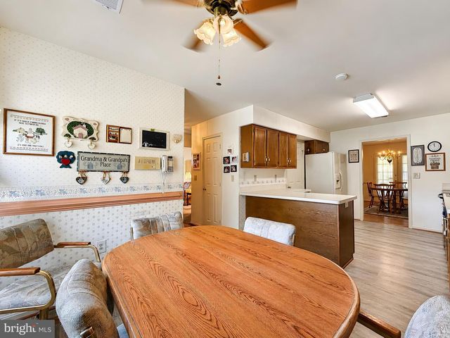 8320 WHEATLEY RD, La Plata, MD 20646