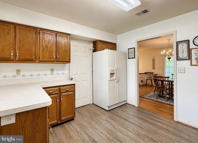 8320 WHEATLEY RD, La Plata, MD 20646