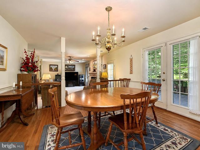 8320 WHEATLEY RD, La Plata, MD 20646