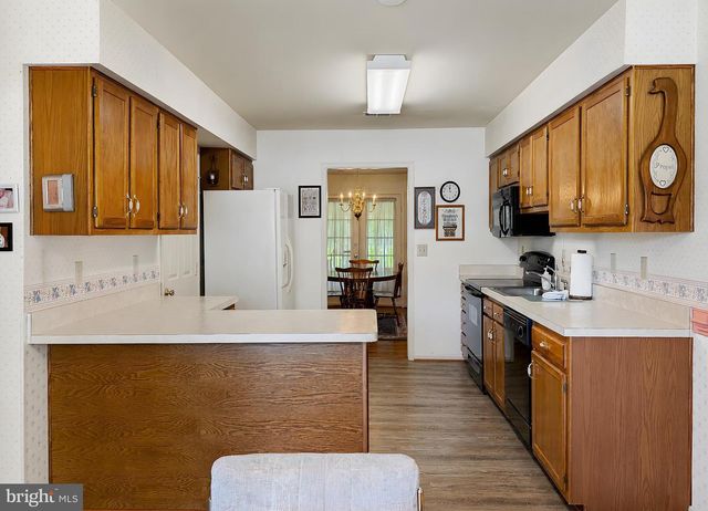 8320 WHEATLEY RD, La Plata, MD 20646