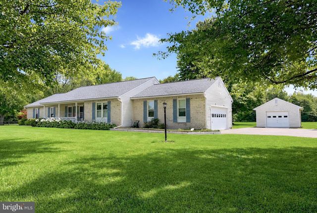 8320 WHEATLEY RD, La Plata, MD 20646