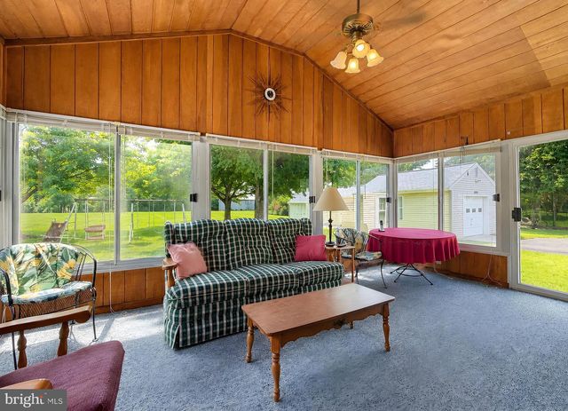 8320 WHEATLEY RD, La Plata, MD 20646