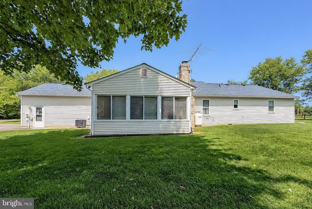8320 WHEATLEY RD, La Plata, MD 20646