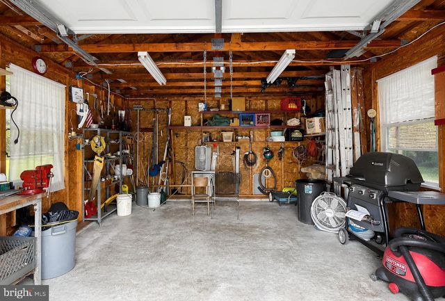 8320 WHEATLEY RD, La Plata, MD 20646