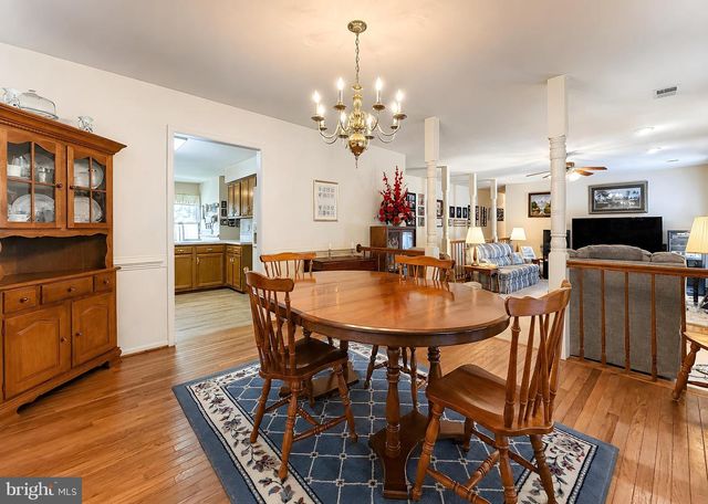 8320 WHEATLEY RD, La Plata, MD 20646