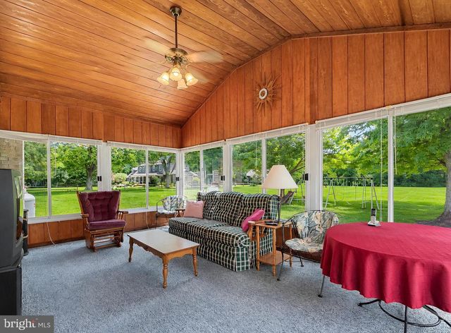8320 WHEATLEY RD, La Plata, MD 20646