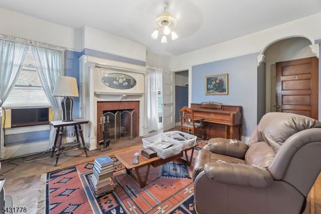 141 Aycrigg Ave, Passaic City, NJ 07055