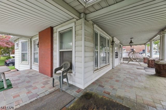 141 Aycrigg Ave, Passaic City, NJ 07055