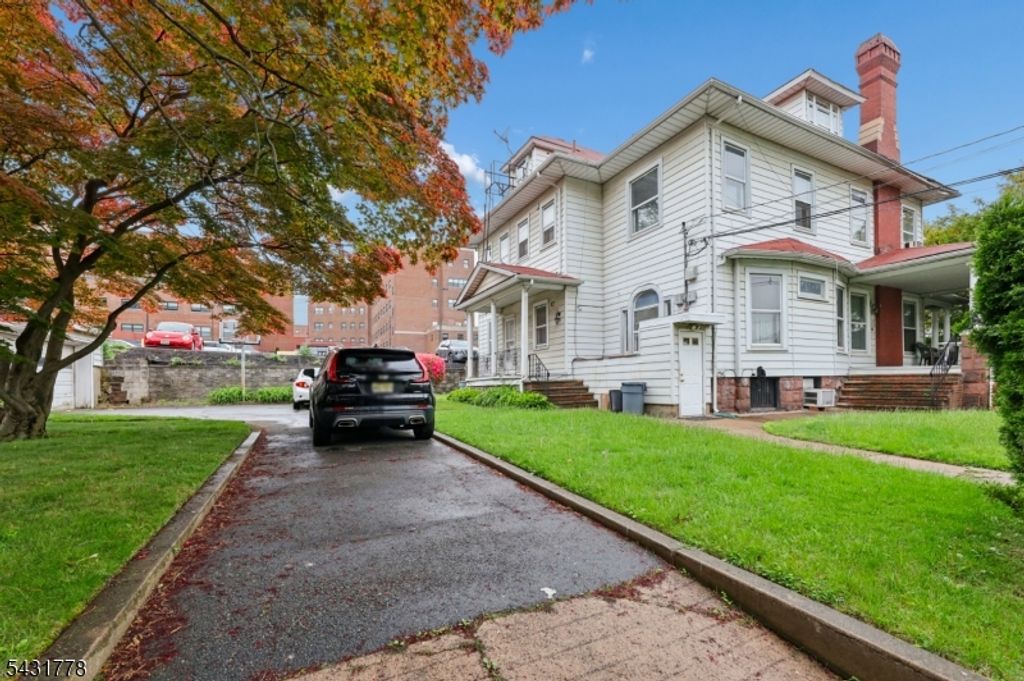 141 Aycrigg Ave, Passaic City, NJ 07055 — photo 5