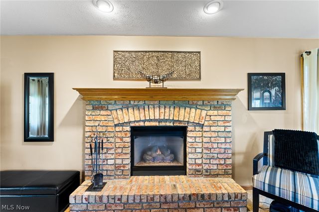 98 Jade Circle, Canfield, OH 44406