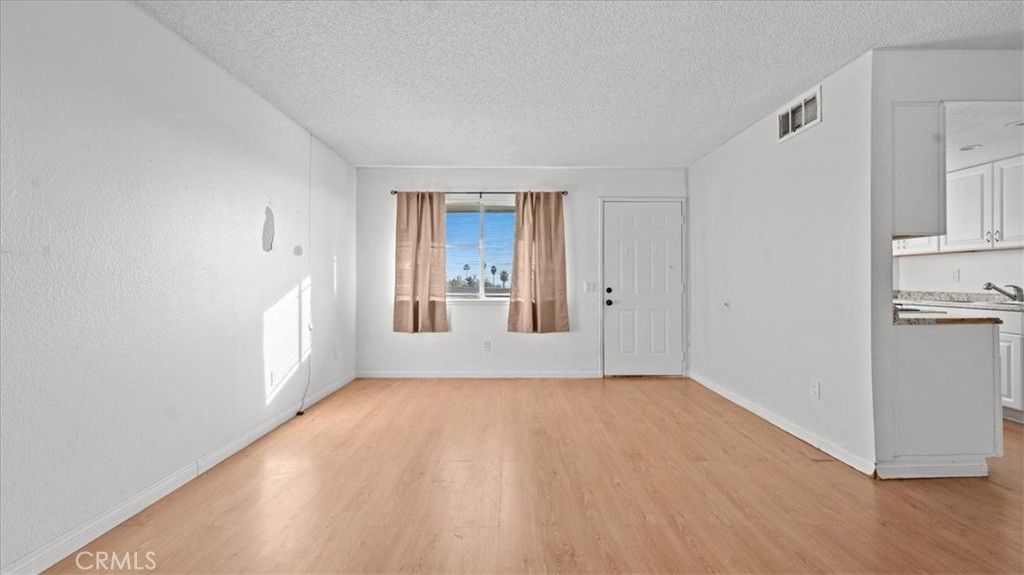 Image 11 of property listing at 3451 Rainbow Lane, Highland, CA 92346