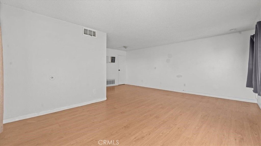 Image 7 of property listing at 3451 Rainbow Lane, Highland, CA 92346