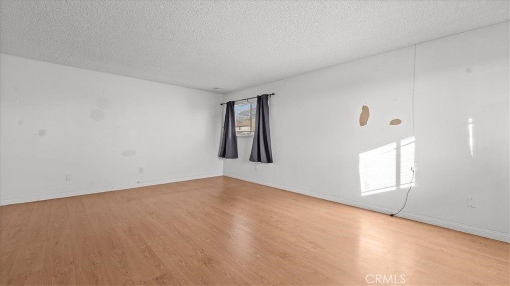 Image 9 of property listing at 3451 Rainbow Lane, Highland, CA 92346