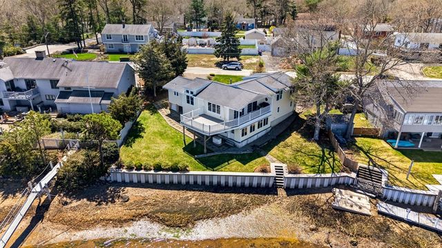 63 Edgewater Drive, Wareham, MA 02571
