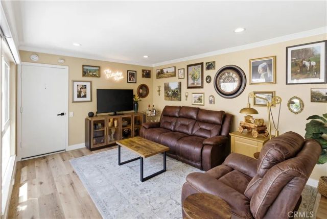 7061 Island Village, Long Beach, CA 90803