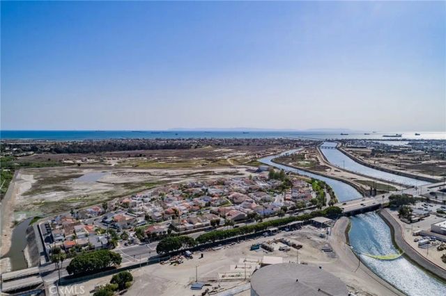 7061 Island Village, Long Beach, CA 90803