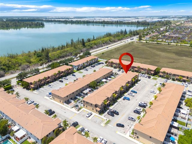 8936 W 35th Ln, Hialeah, FL 33018