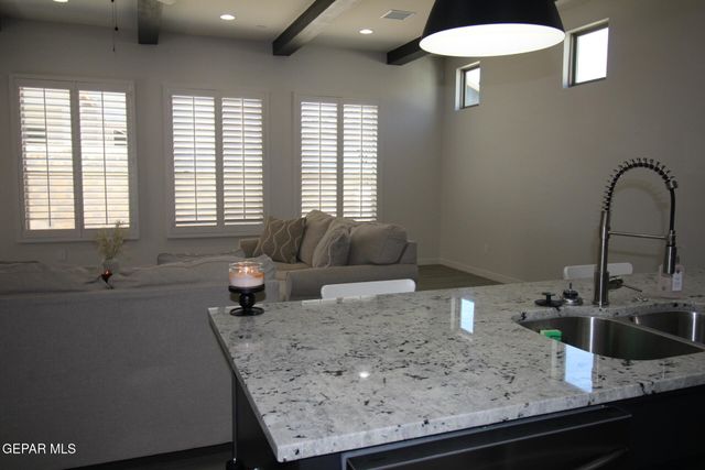 13878 Paseo Central Avenue, Horizon City, TX 79928