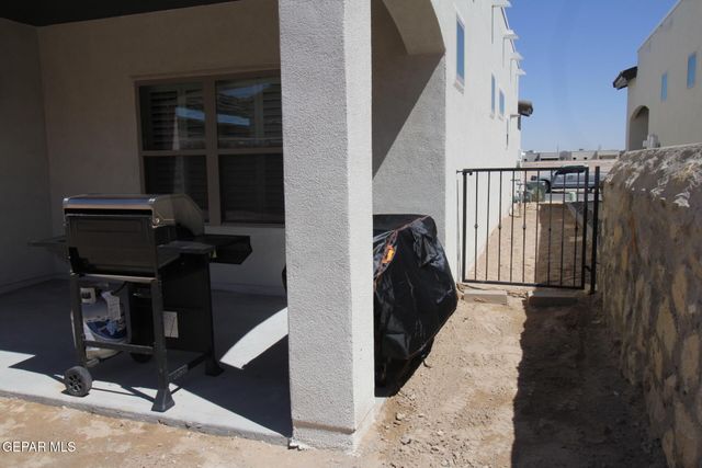 13878 Paseo Central Avenue, Horizon City, TX 79928