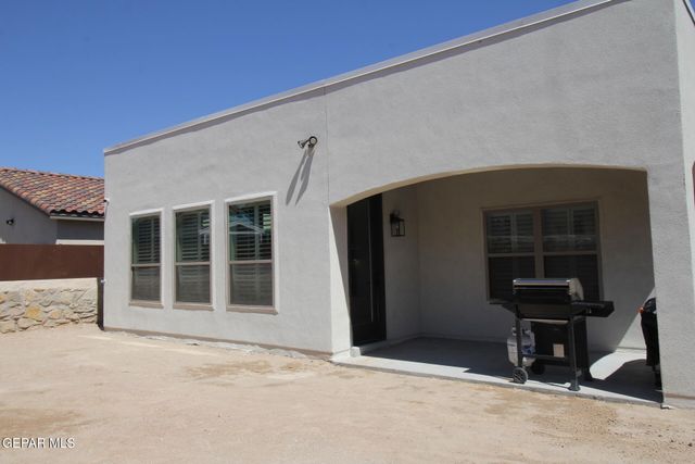 13878 Paseo Central Avenue, Horizon City, TX 79928
