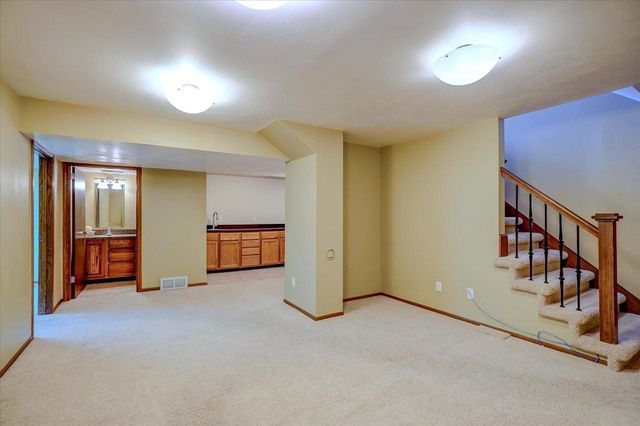 7330 W Branford Lane, Madison, WI 53717