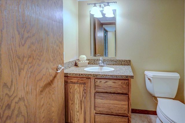 7330 W Branford Lane, Madison, WI 53717