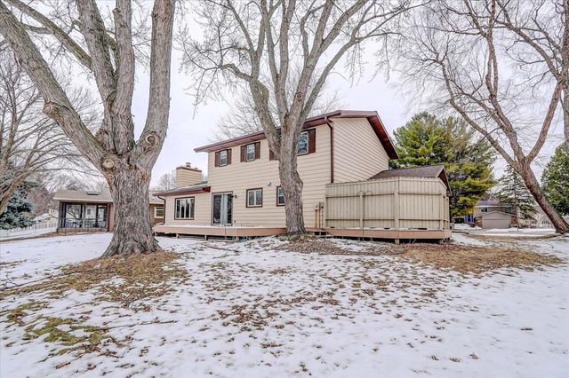 7330 W Branford Lane, Madison, WI 53717
